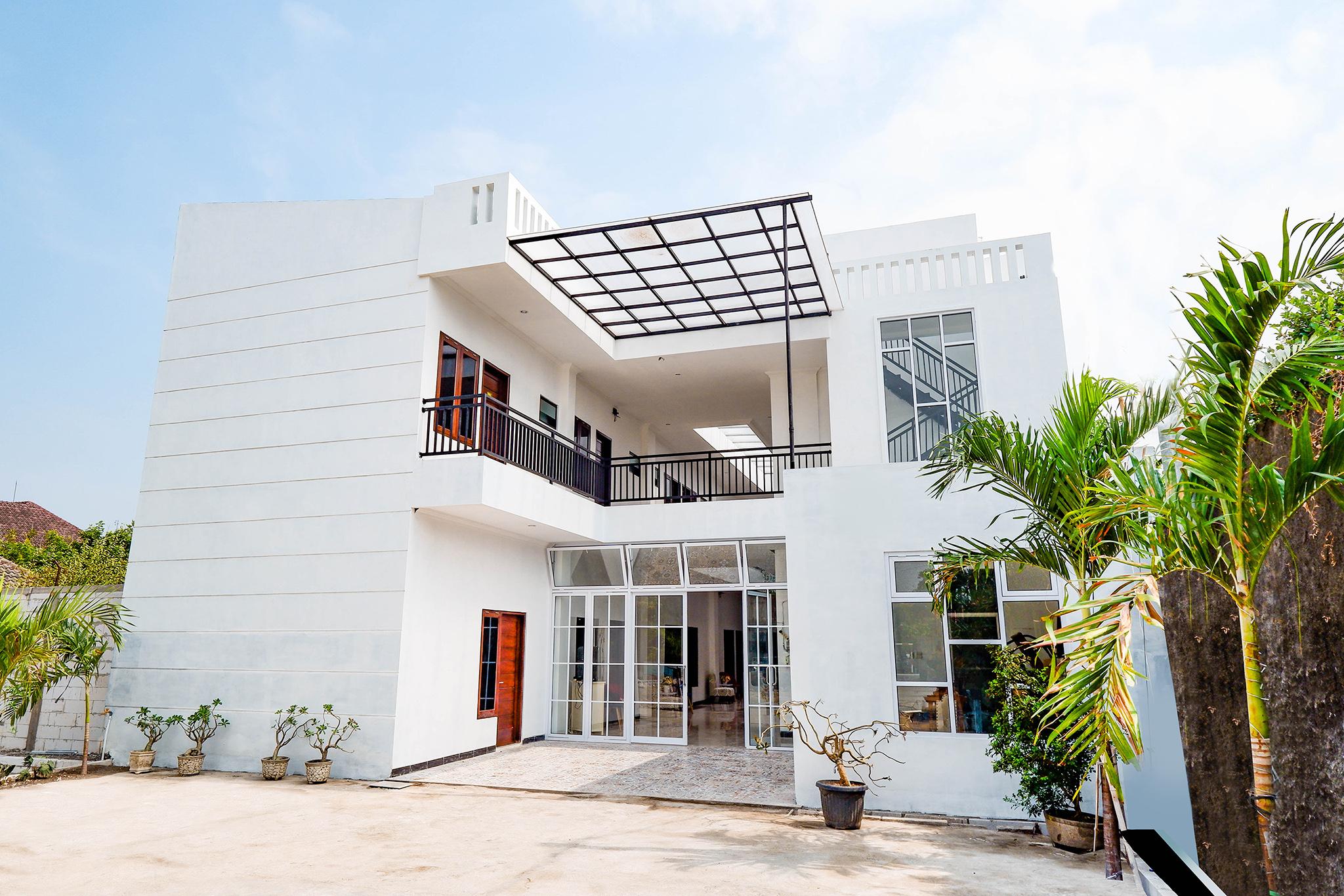 Oyo 1611 Four D'Home Surakarta  Exterior photo