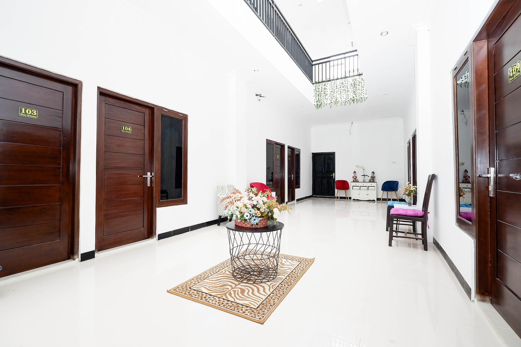 Oyo 1611 Four D'Home Surakarta  Exterior photo